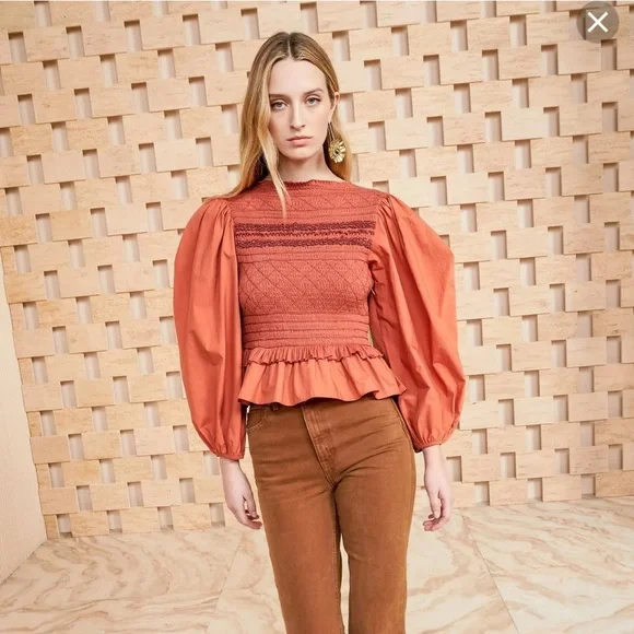 Ulla Johnson Amelia Smocked Puff Sleeve Poplin Blouse in Clay - Picture 3 of 6